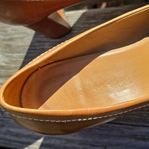 Cole Haan Air Marion Heels, Size 9B - Picture 5 of 7